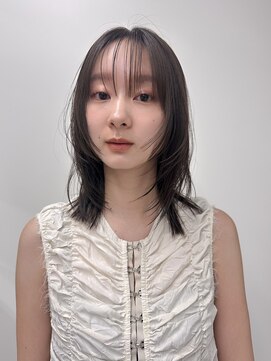 エンス 銀座(Ence) ココアブラウン/ミディアムレイヤー/オリーブグリーン/小顔/銀座