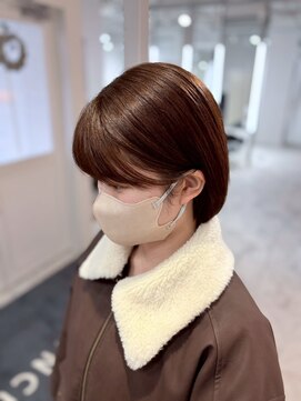 ヴァンカウンシル 一宮店(VAN COUNCIL) 大人可愛い小顔見えなひし形フォルムショート 耳掛けスタイル