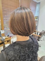 トリコ 荻窪店&nbsp;大人ボブ/白髪ぼかしハイライトボブ/お手入れラク