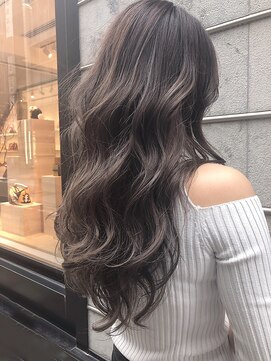 ヌイ 横浜(nui) コバルトアッシュ_ブランジュネイビーカラーダブルバング