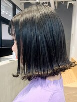 イヤリングカラー_外ハネボブアッシュブラウン_ba280031