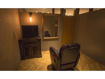 サンズ(hair care lounge SUNS)の写真/ヘアケアに特化したこだわりのSalon★ダメージヘアを来る度にどんどん綺麗にできるから通うのが楽しみに！