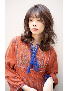 マグノリア オモテサンドウ(MAGNOLiA Omotesando) 愛され系にイメチェン！ゆったりウェーブ・・・HINATA