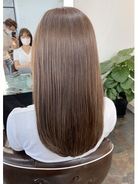 イコ 表参道原宿(ico) ブリーチで作るスモーキーベージュ × LAケラチントリートメント