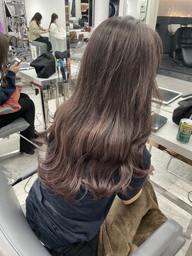 ユーフォリア 渋谷グランデ(Euphoria SHIBUYA GRANDE) シールエクステで韓国風ロングヘア