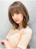 韓国風美髪外ハネボブくびれミディアムレイヤーワイドバング