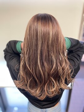 アイズ 本厚木(AIZU) ハイライト/ナチュラルベージュ