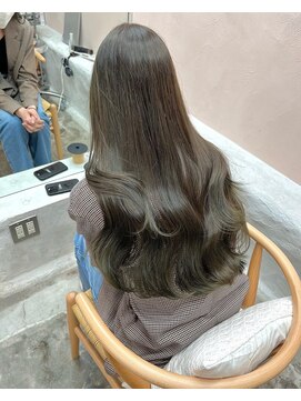 イル(iru) 【iru /谷町/上本町】ブリーチなしオリーブカラー♪