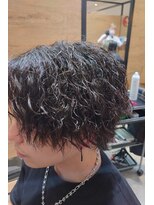 ラックスビーギャラリー なんば駅前店(LUXBE GALLERY)&nbsp;メンズ/眉毛/パーマ/ブリーチ/メンズカット/ツイストスパイラル