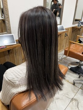 ノーム 横浜(NORM) グレージュハイライト