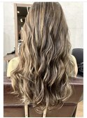 パキッとハイライトでオシャレ度UP☆
