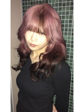 ☆前髪デザイン、キテます☆ ピンク　デザイン　ルーツカラー