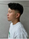 フェードカット 刈り上げ ツーブロック ニュアンスパーマ 20代