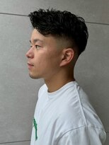 メンズサロンオー 宮崎(Men's salon O.)&nbsp;フェードカット 刈り上げ ツーブロック ニュアンスパーマ 20代