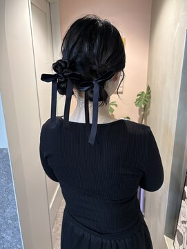 ウム(umu.) ヘアセット / ヘアアレンジ / ツインアレンジ / 韓国ヘア