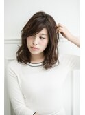 ルーズウェーブ/セミミディ/斜めバング