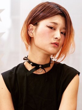 ニーチ(HИCH) グラデーションボブ＆オレンジカラー