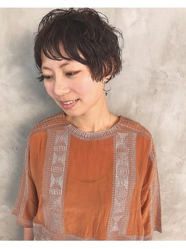 ヘルベチカ・ヘア(Helvetica hair) [helvetica hair]大人マッシュショート