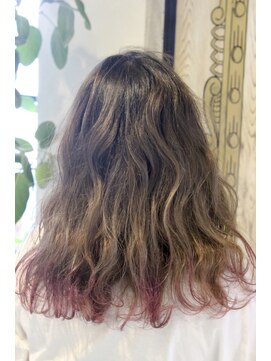 ラウレア(LauLe'a) 大人かわいいアンティークヘア