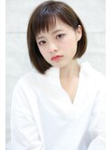 『BELEA』ベビーバングで重く見せないシンプルボブ
