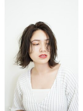 ディスオモテサンドウ 表参道(This OMOTESANDO) 外ハネミディー【表参道】山本