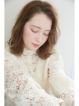 フィガロ デュデュ 新石切店(Figaro DOU DOU) 【FIGARO】フェミニンミディアム