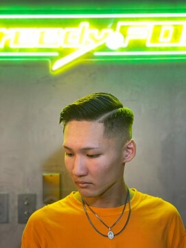 グリーディーフォックス 代々木(Greedy FOX) 韓国マッシュ/センタ-パ-ト/ツイストスパイラル/スキンフェード