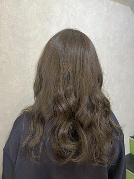 ウィスプ 赤羽店(wisp) オリーブアッシュ