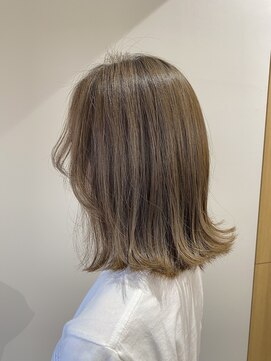 パラゴ(PARAGO.) 《緑橋/城東区/女性サロン》インナーカラー　イヤリングカラー