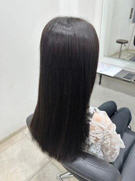 イーエムエー アールビアンカ 名駅店(e.m.a×Ar be.anca) 美髪・髪質改善[守下まや]