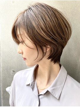 ミットバイツリー センター北(mit by tree) 横顔美人ショート