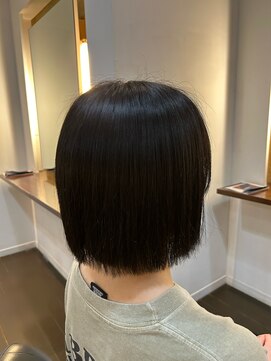 アフェクテュー 春日店(affectueux) 20代30代40代パッツンボブ