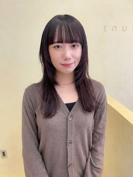 スニュウ(snuw) 【snuw mina】レイヤーカット/透明感カラー/伏見