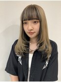 ホワイトベージュ×黒