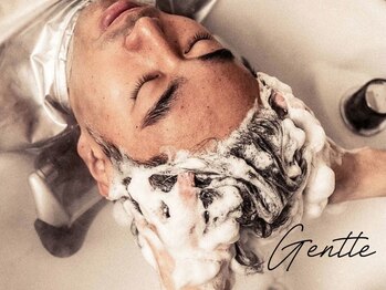 ジェントル(GENTLE)の写真/日々の疲れにご褒美を！清潔感×癒しを叶える贅沢ヘッドスパをご提供。頭皮環境を整え育毛促進◎