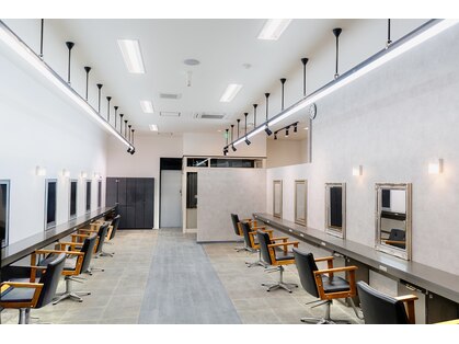 グリードヘアー(greed hair)の写真