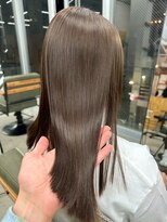 ノーヴィス 心斎橋(NOViiiCE) ハッシュカット/ヘーゼルベージュ/グレージュ