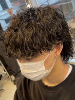 フィフス 大分(fifth)&nbsp;大分波巻きスパイラルパーマメンズカットラウンドマッシュゆるめ