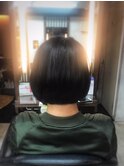 前下がりボブ