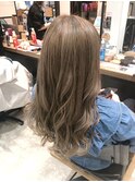 ホワイティベージュ 正木ゆかり