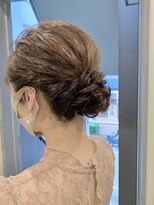 ルーズな大人ヘアセット