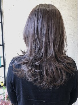 ペネロープ(Penelope) ［新宿］レイヤー/ハイライト/アッシュバイオレット