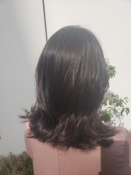 ラフランクリー(la frankly) 20代30代/大人かわいい/小顔ひし形/髪質改善/レイヤースタイル