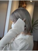 ホワイトグレー