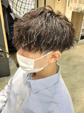 フィフス 名駅(fifth) 波巻きスパイラルパーマツーブロックツイストスパイラルパーマ