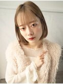 フェミニンボブ