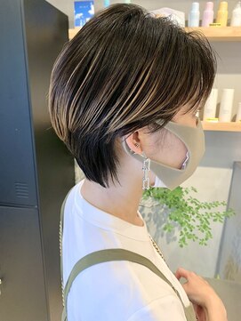 ホーム(HOME) 【HOME 下北沢】ショートヘア×ハイライト