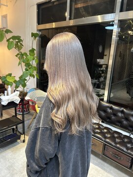 キュリオ(CURIO) ハイトーングレージュカラー