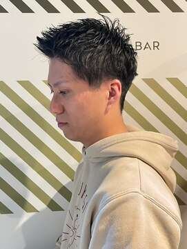バーバーバー アカバネ(BARBER-BAR AKABANE) 清潔感が引き立つアップスタイル黒髪ショート 刈り上げ#1