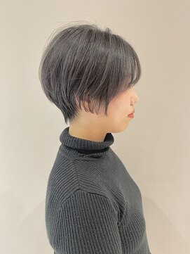 ルカ リノア(Luca lino:a) マッシュショート×透明感暗めグレージュ